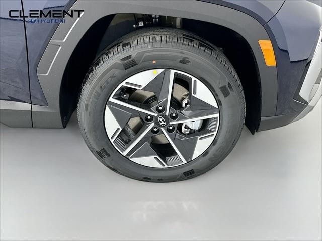 Hyundai Tucson Hybrid Vehicle Full-screen Gallery Image 31