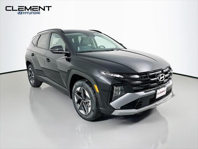 Hyundai Tucson Hybrid Vehicle Full-screen Gallery Image 3