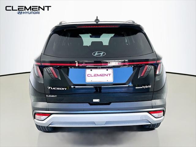 Hyundai Tucson Hybrid Vehicle Full-screen Gallery Image 7