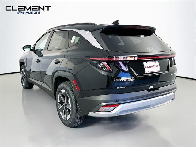 Hyundai Tucson Hybrid Vehicle Full-screen Gallery Image 8