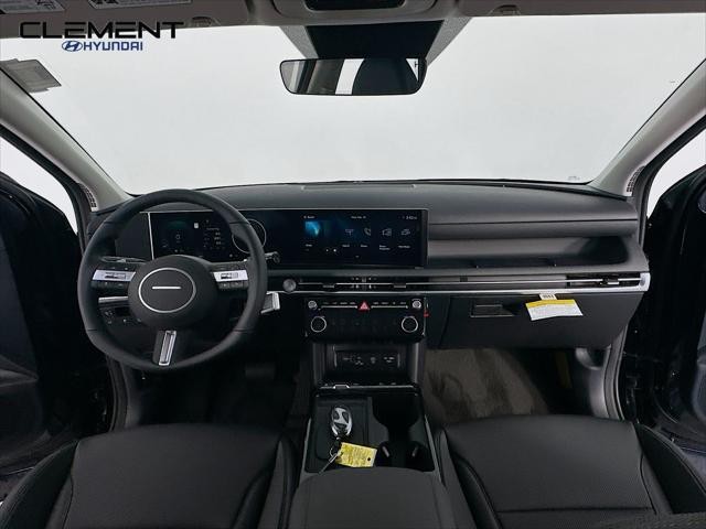 Hyundai Tucson Hybrid Vehicle Full-screen Gallery Image 11