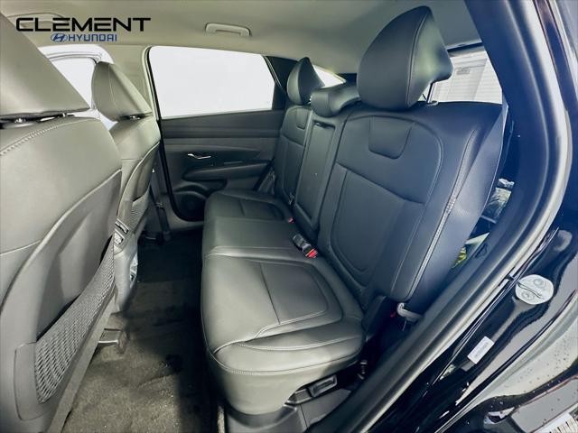 Hyundai Tucson Hybrid Vehicle Full-screen Gallery Image 27