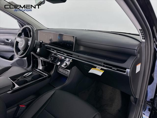 Hyundai Tucson Hybrid Vehicle Full-screen Gallery Image 29