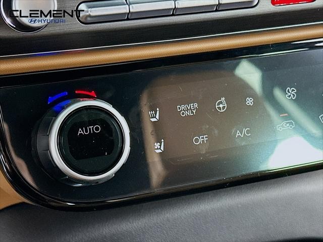 Hyundai Palisade Hybrid Vehicle Full-screen Gallery Image 20