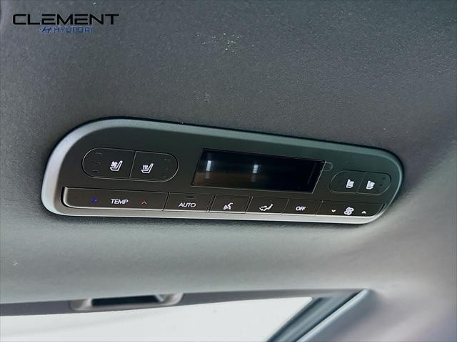 Hyundai Palisade Hybrid Vehicle Full-screen Gallery Image 30