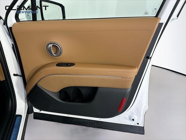 Hyundai Palisade Hybrid Vehicle Full-screen Gallery Image 33