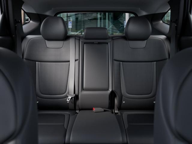 Hyundai Tucson Hybrid Vehicle Full-screen Gallery Image 12