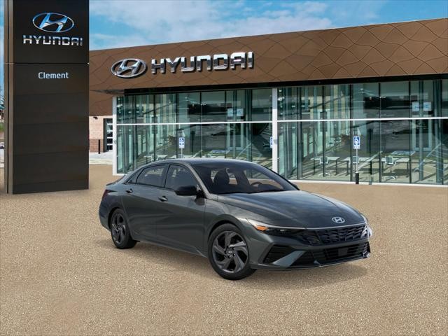 Hyundai Elantra Vehicle Image 02