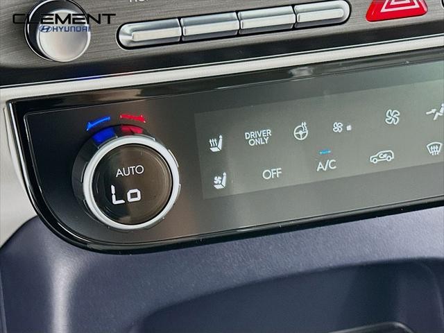 Hyundai Palisade Hybrid Vehicle Full-screen Gallery Image 20