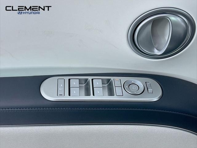 Hyundai Palisade Hybrid Vehicle Full-screen Gallery Image 24