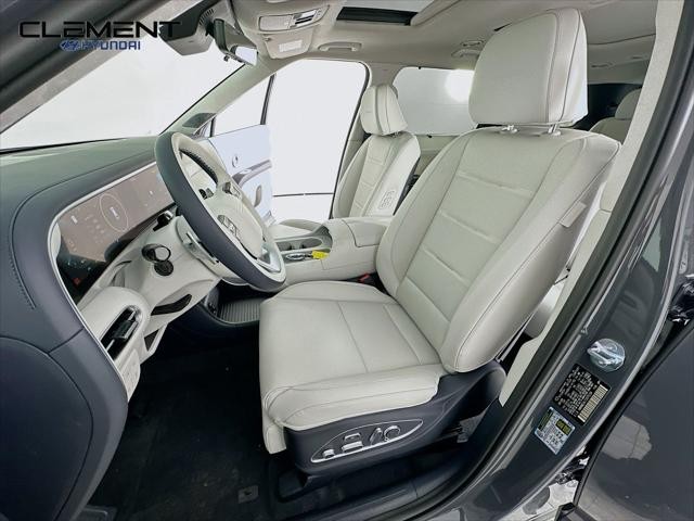 Hyundai Palisade Hybrid Vehicle Full-screen Gallery Image 27