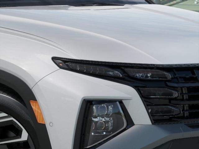 Hyundai Tucson Hybrid Vehicle Full-screen Gallery Image 9