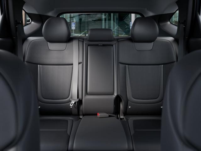 Hyundai Tucson Hybrid Vehicle Full-screen Gallery Image 12