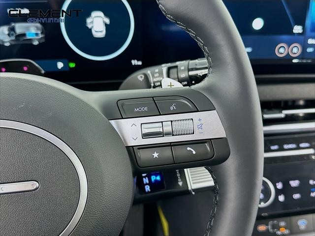 Hyundai Tucson Hybrid Vehicle Full-screen Gallery Image 15