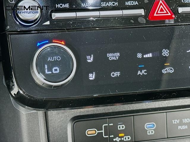 Hyundai Tucson Hybrid Vehicle Full-screen Gallery Image 20