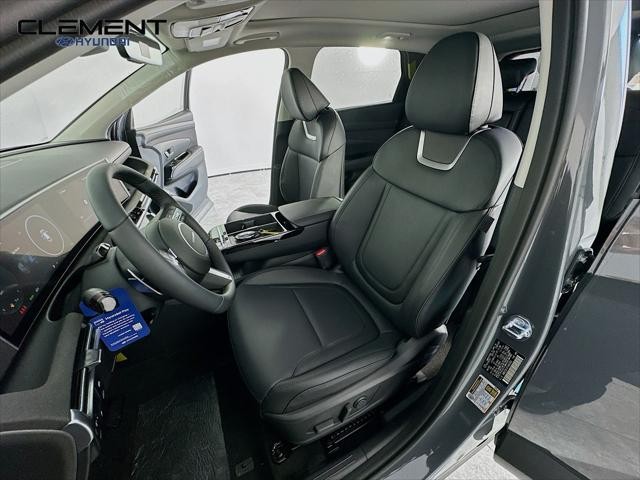 Hyundai Tucson Hybrid Vehicle Full-screen Gallery Image 27