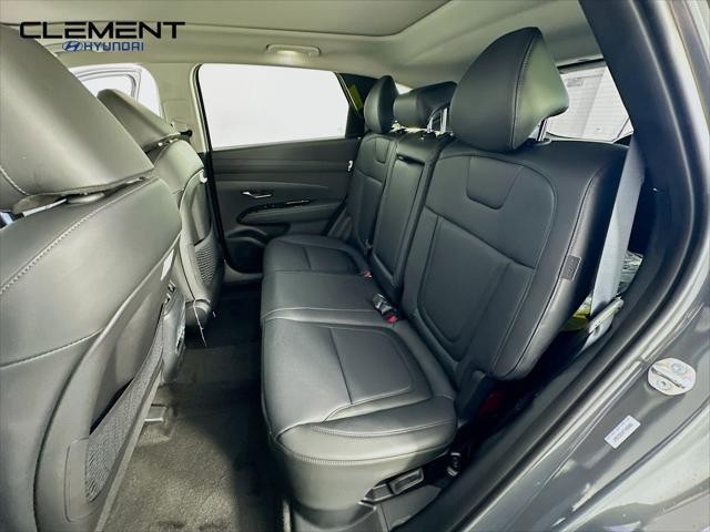 Hyundai Tucson Hybrid Vehicle Full-screen Gallery Image 29