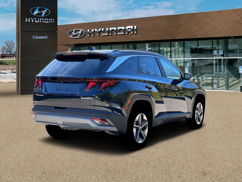Hyundai Tucson Hybrid Vehicle Full-screen Gallery Image 7