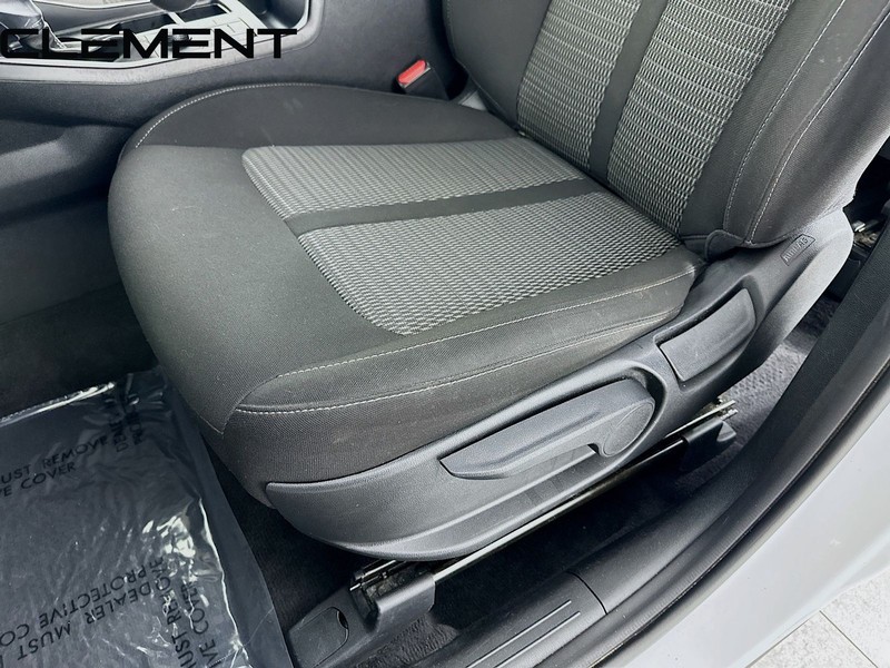 Kia Sorento Vehicle Full-screen Gallery Image 27