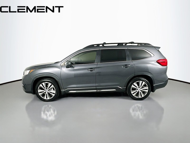 Subaru Ascent Vehicle Full-screen Gallery Image 6