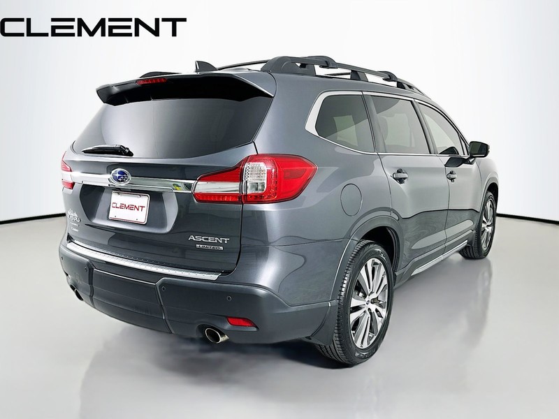 Subaru Ascent Vehicle Full-screen Gallery Image 7