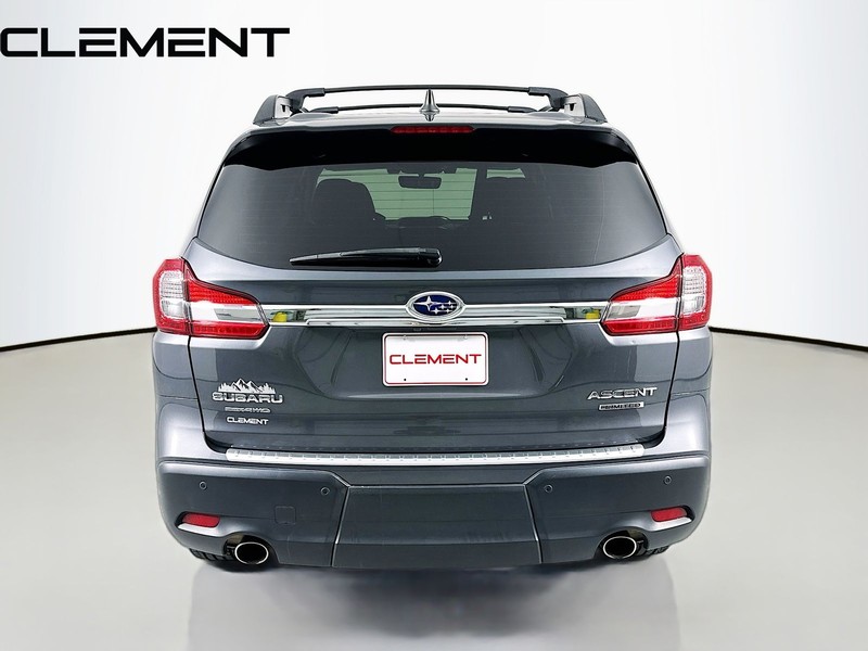 Subaru Ascent Vehicle Full-screen Gallery Image 8