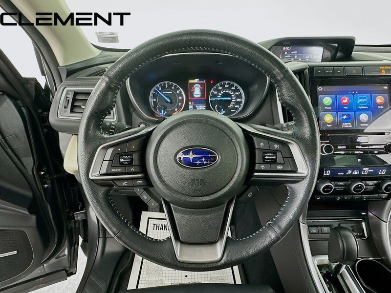 Subaru Ascent Vehicle Full-screen Gallery Image 14