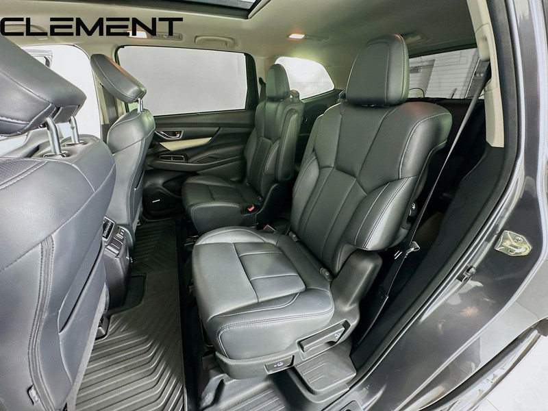 Subaru Ascent Vehicle Full-screen Gallery Image 34