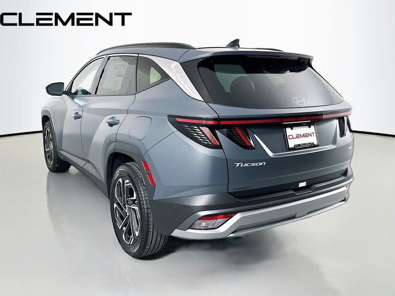 Hyundai Tucson Vehicle Full-screen Gallery Image 8