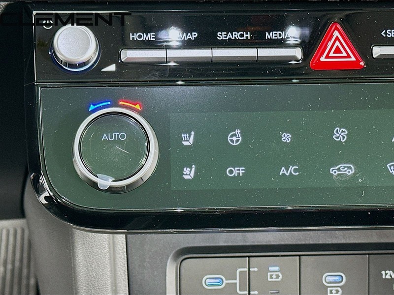 Hyundai Tucson Vehicle Full-screen Gallery Image 22