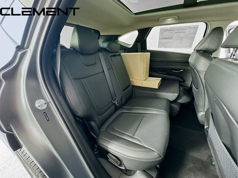 Hyundai Tucson Vehicle Full-screen Gallery Image 33