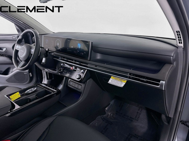 Hyundai Tucson Vehicle Full-screen Gallery Image 35