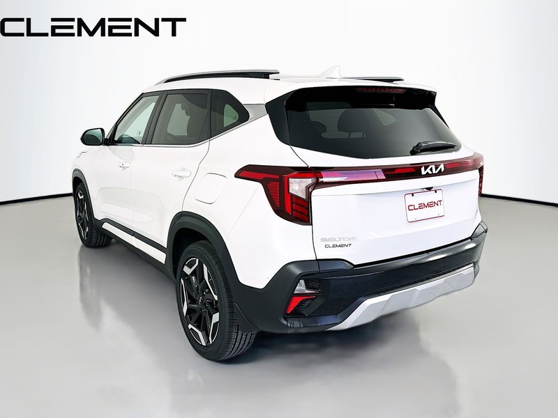 Kia Seltos Vehicle Full-screen Gallery Image 10