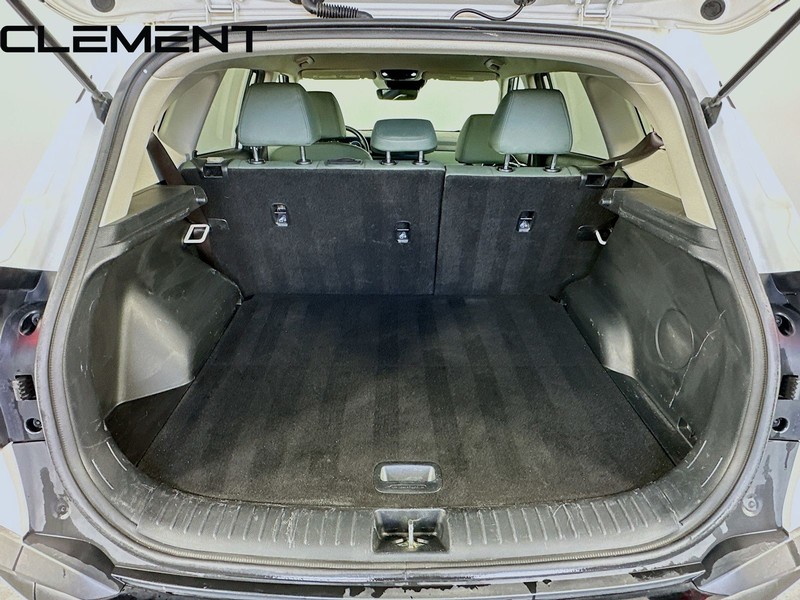 Kia Seltos Vehicle Full-screen Gallery Image 11