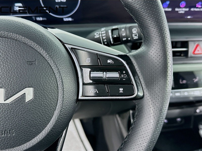 Kia Seltos Vehicle Full-screen Gallery Image 17