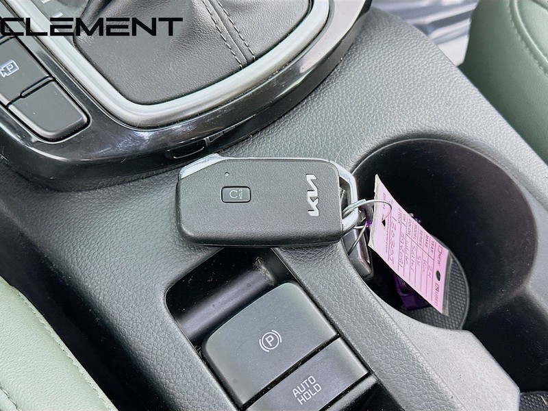 Kia Seltos Vehicle Full-screen Gallery Image 24