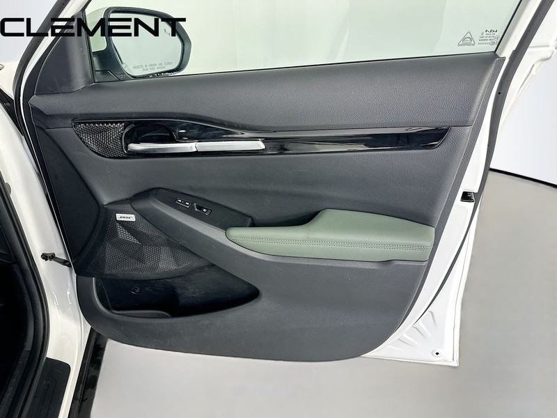 Kia Seltos Vehicle Full-screen Gallery Image 36