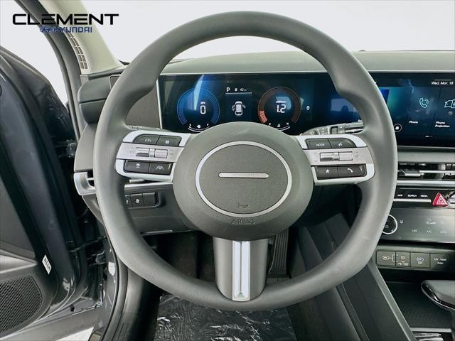 Hyundai Tucson Vehicle Full-screen Gallery Image 13