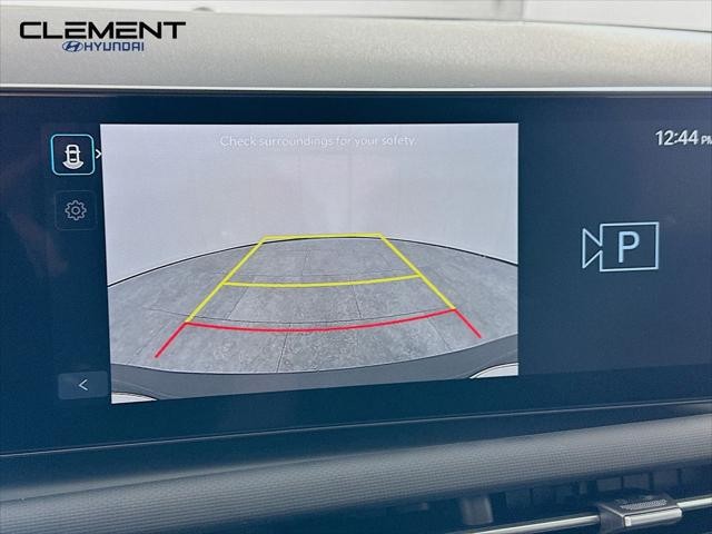 Hyundai Tucson Vehicle Full-screen Gallery Image 18