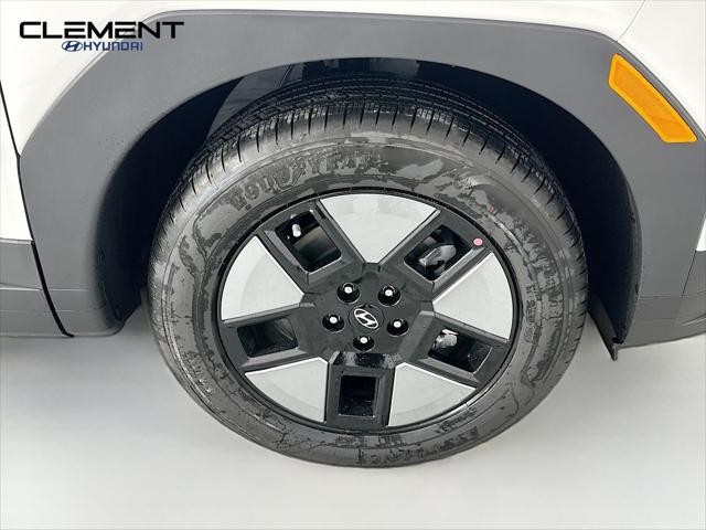 Hyundai Santa Fe Hybrid Vehicle Full-screen Gallery Image 30