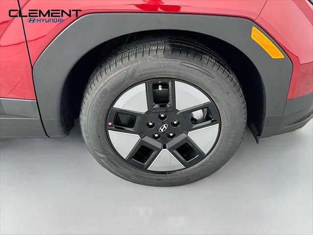 Hyundai Santa Fe Hybrid Vehicle Full-screen Gallery Image 31