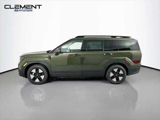 Hyundai Santa Fe Hybrid Vehicle Full-screen Gallery Image 4