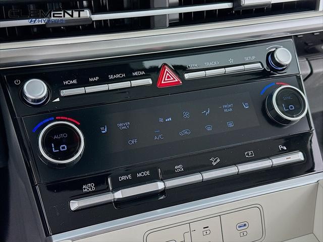 Hyundai Santa Fe Hybrid Vehicle Full-screen Gallery Image 19