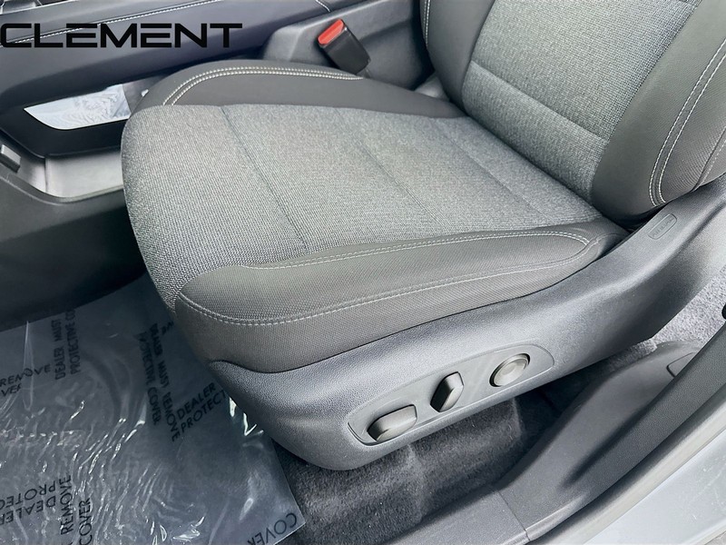 GMC Acadia Vehicle Full-screen Gallery Image 29