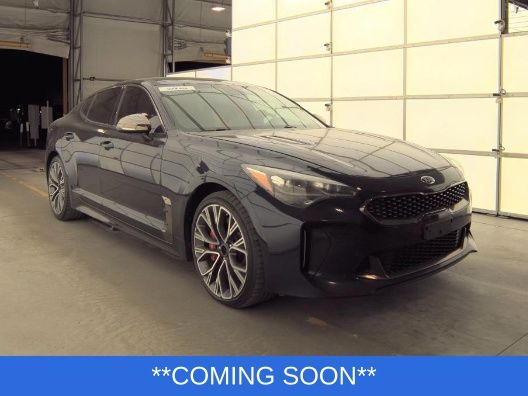 Kia Stinger Vehicle Image 02