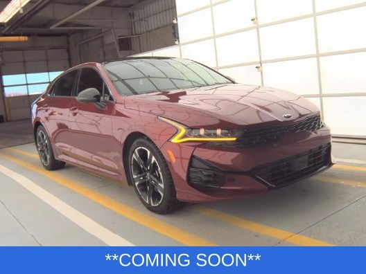 Kia K5 Vehicle Image 02