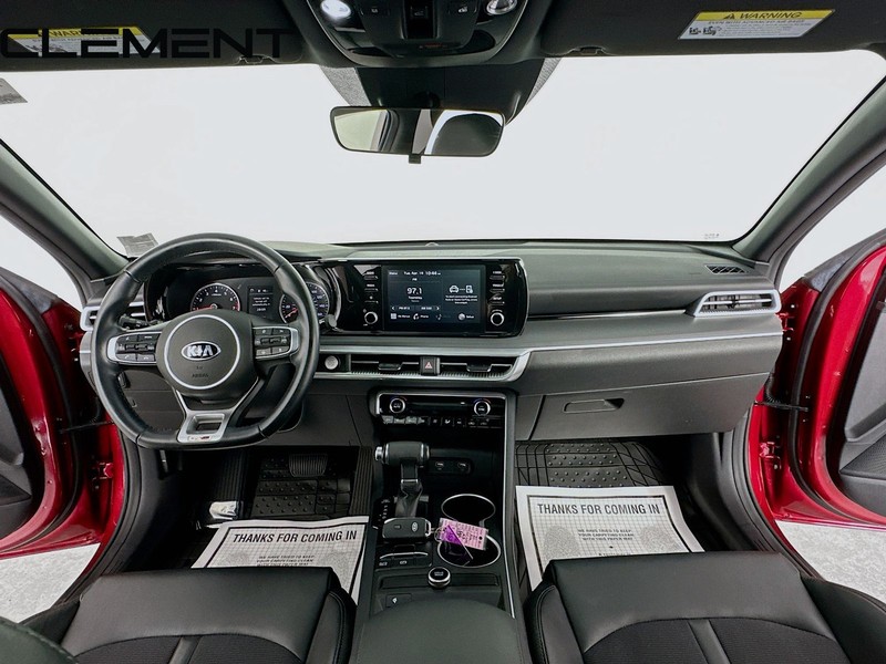 Kia K5 Vehicle Full-screen Gallery Image 12