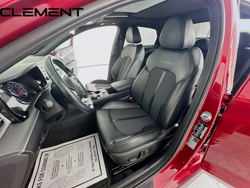 Kia K5 Vehicle Full-screen Gallery Image 29