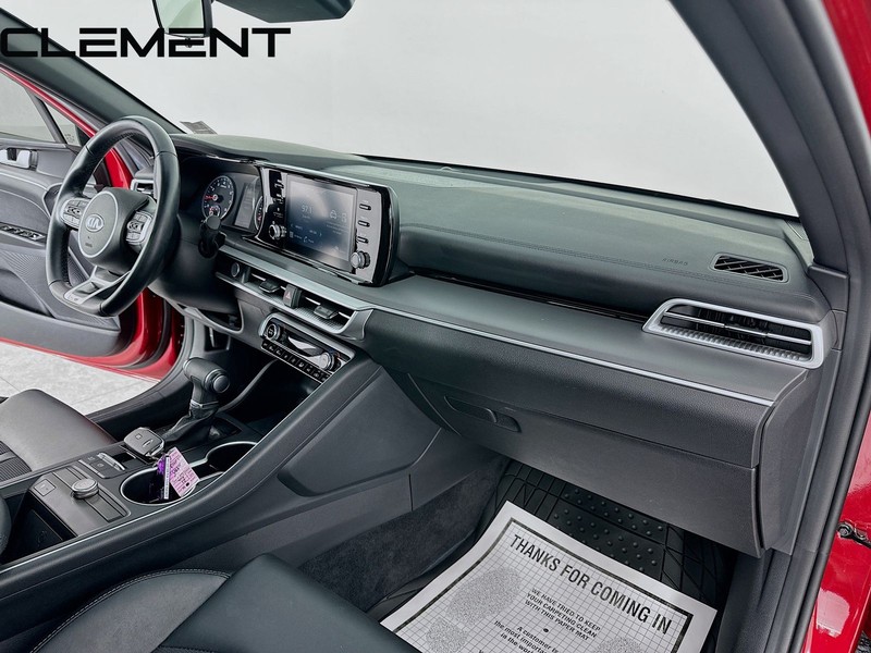 Kia K5 Vehicle Full-screen Gallery Image 34