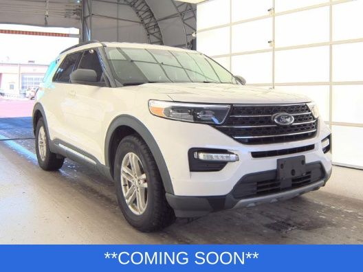 Ford Explorer Vehicle Image 02